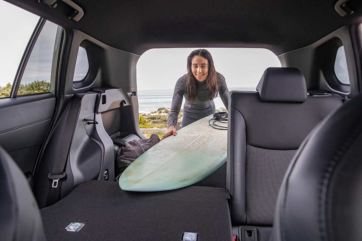 Toyota Corolla Cross 2023 boot space